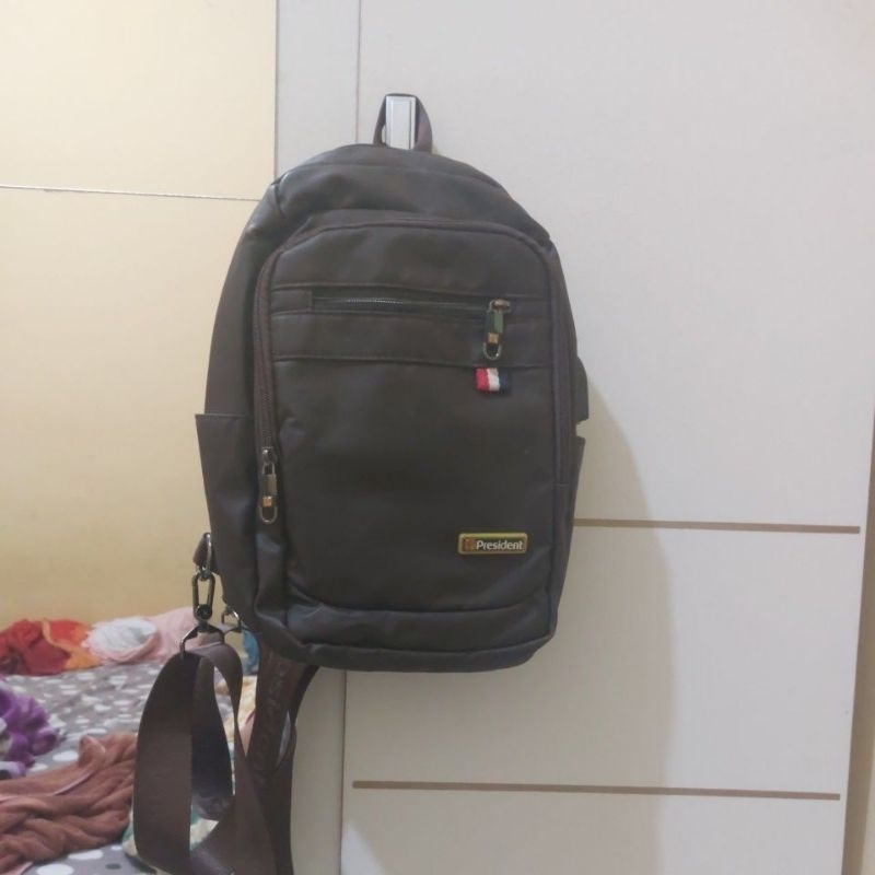 Tas selempang WB cowok President second preloved