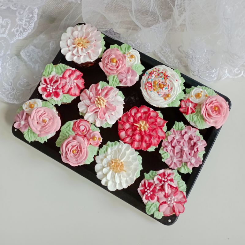 

hampers cupcake box paket muffin untuk hantaran BACA DESKRIPSI