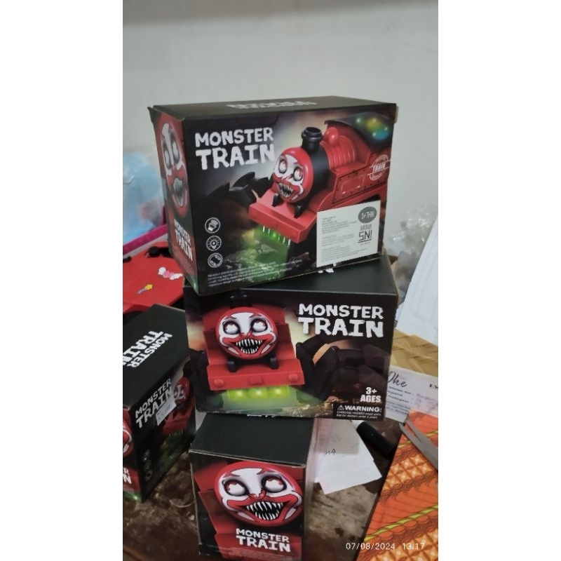 oketoys mainan kereta monster train kereta baterai cho train