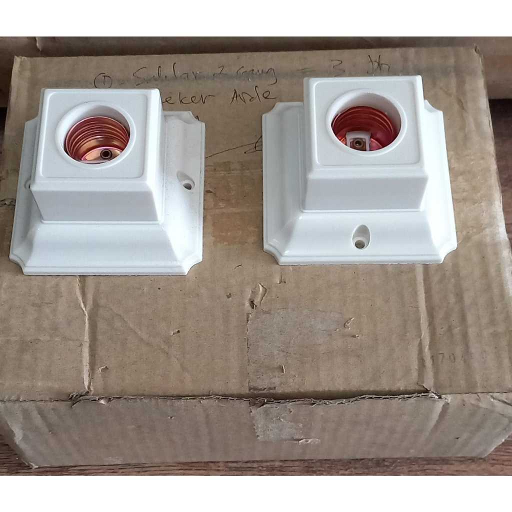 BROCO FITING LAMPU PLAFON