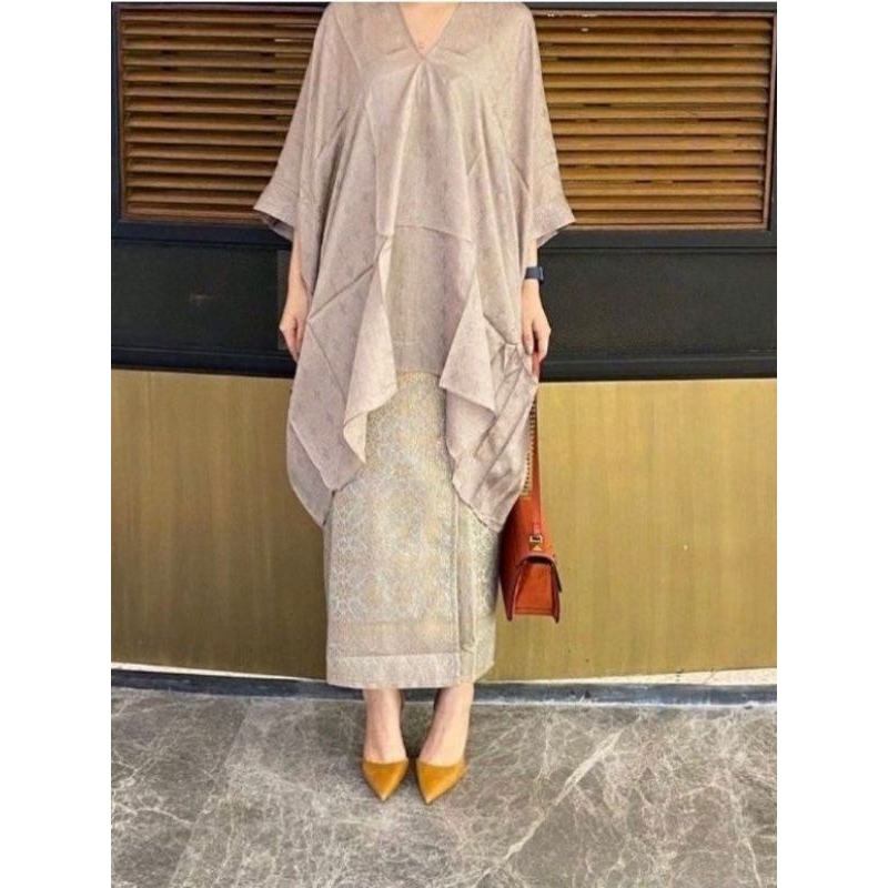 Kaftan Tunik Aruna | Ready Seragaman | Viscose Aruna | Kaftan V neck | Hanya Atasan
