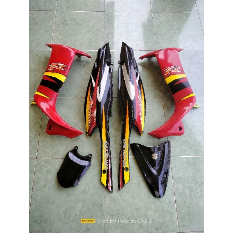 BODY SET HALUS SATRIA HIU ORIGINAL COPOTAN WARNAH MERAH HITAM