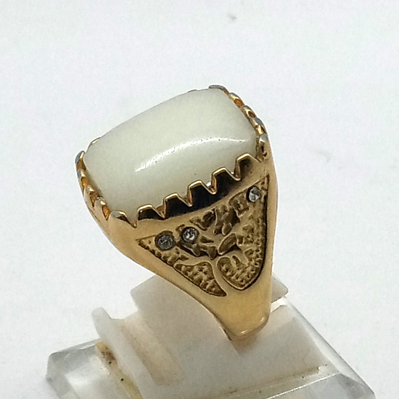 cincin batu akik posfor yerap cahaya warna hijau model kotak