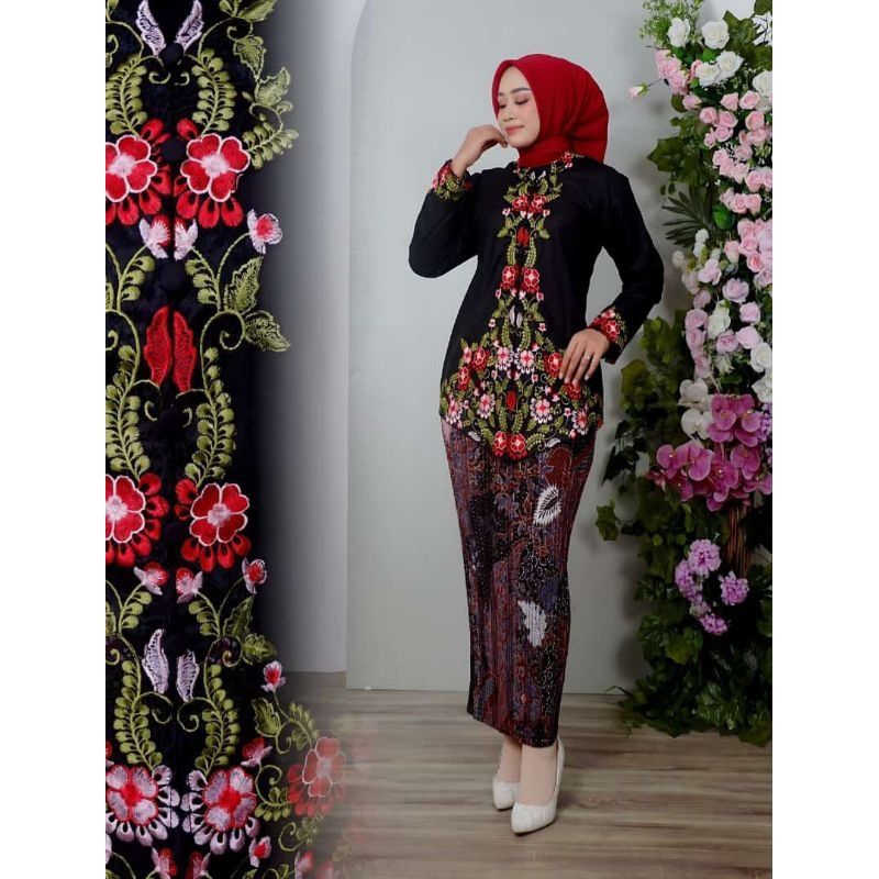 Setelan Kebaya Encim Motif bunga Tempel Lengan Panjang /Kebaya Encim Motif Bunga