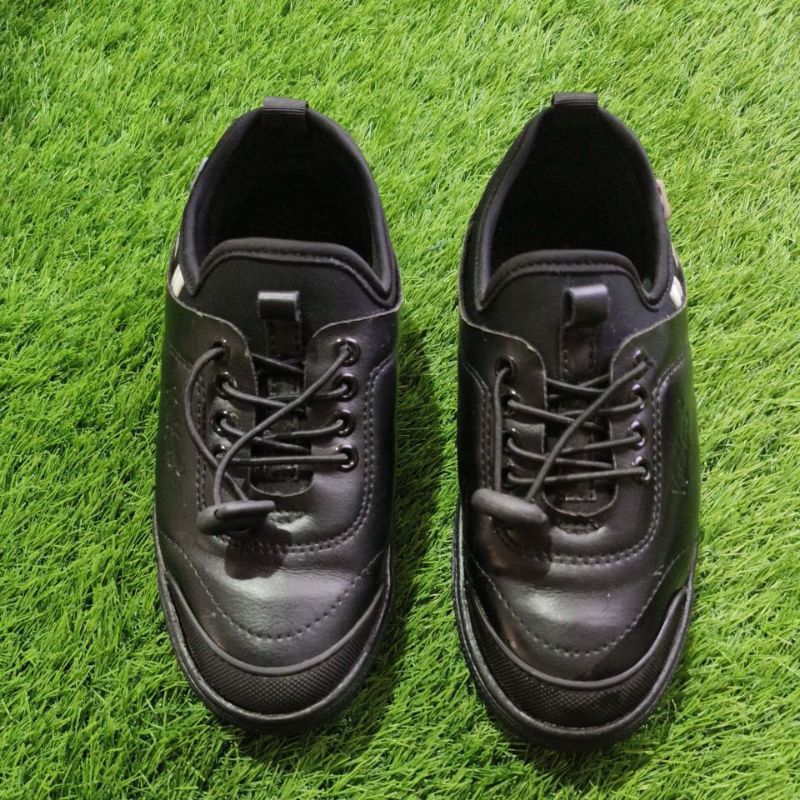 Preloved Sepatu Anak SKECHERS