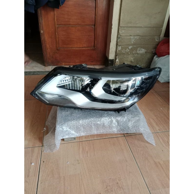 Headlamp Vw Tiguan