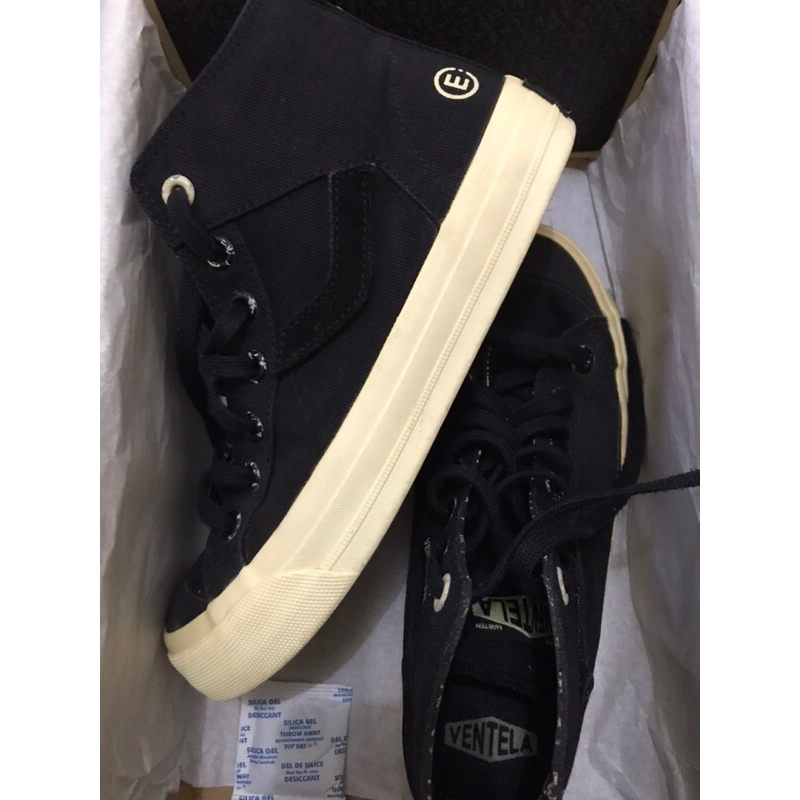 Preloved Ventela x Evil x Papa [Gading] All Is Well Type High Original 100% Casual Lokal Ventella si