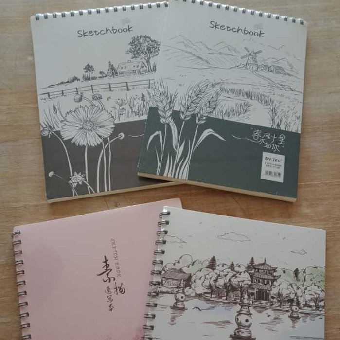 

V-TEC SKETCHBOOK SPIRAL TYPE : VT 447, VT 407, & VT 617 ( UKURAN : 21 X 28.5 CM 30 SHEETS )