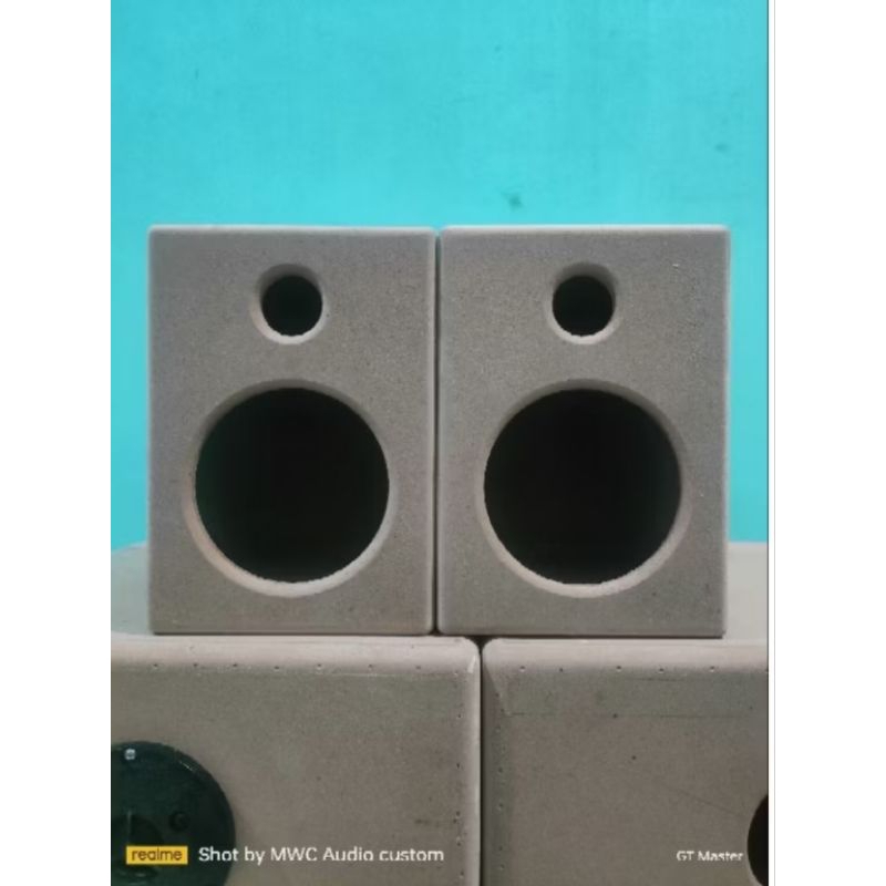 Box speaker 5 inch woofer size 5 inch