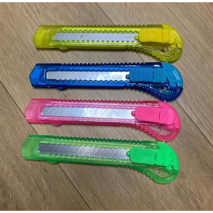 

Pisau Kater Besar / Cutter Besar Transparan / Cutter Kantor Kerajinan Tangan