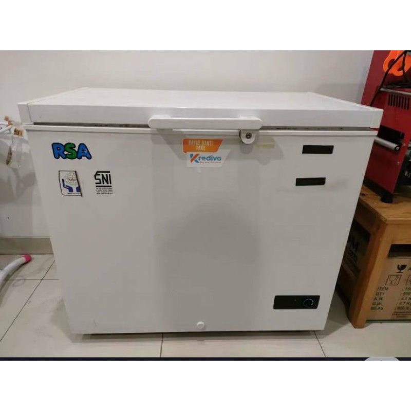 RSA Chest Freezer CF220 Bekas