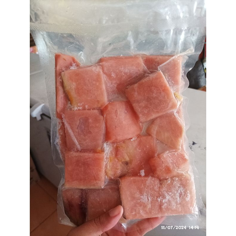 

Tetelan Salmon A15 500gr Salmon Cube 500gr