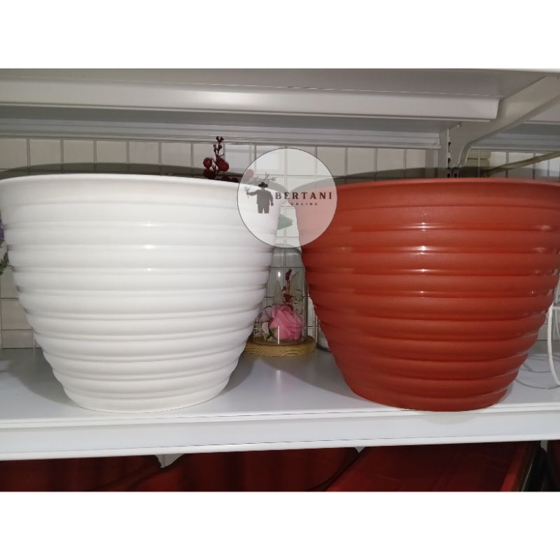 Pot Tawon Ukuran 30 Budi Jaya Plastik