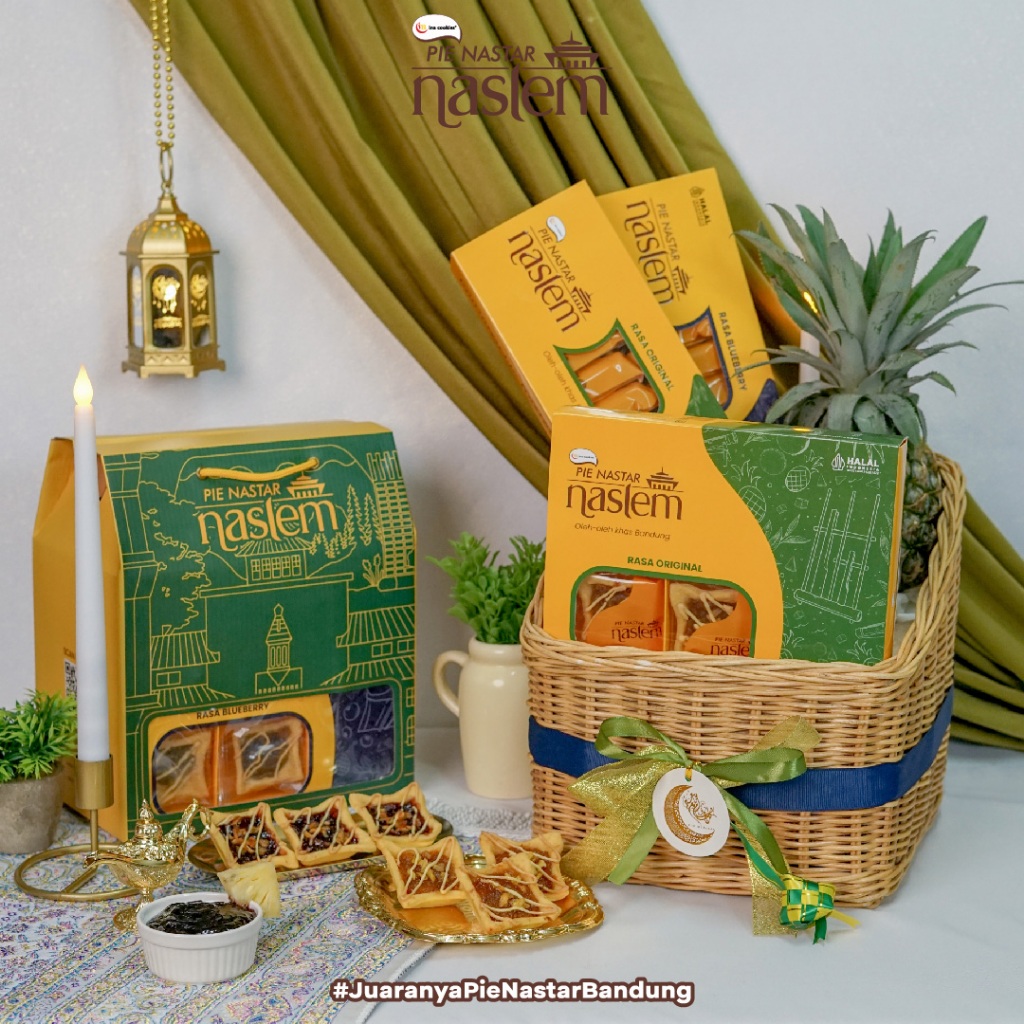 

Hampers Pie Nastar Naslem Paket 4 Box isi 6 pcs