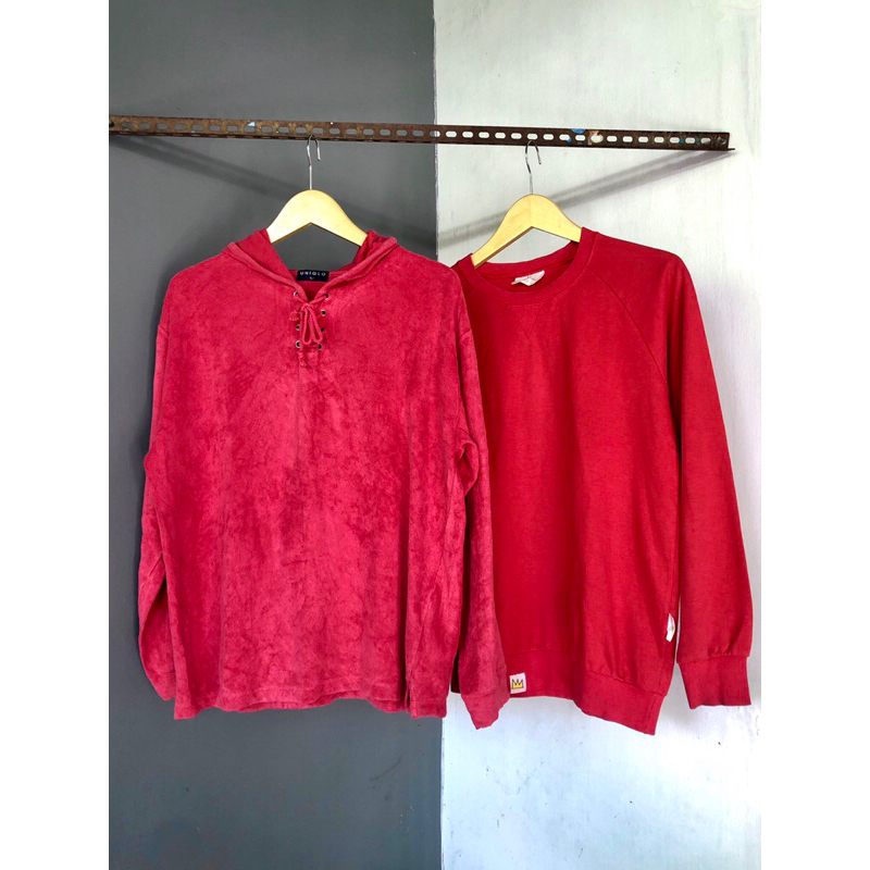 One Set Uniqlo Hoodie X Jackie Robinson Sweater