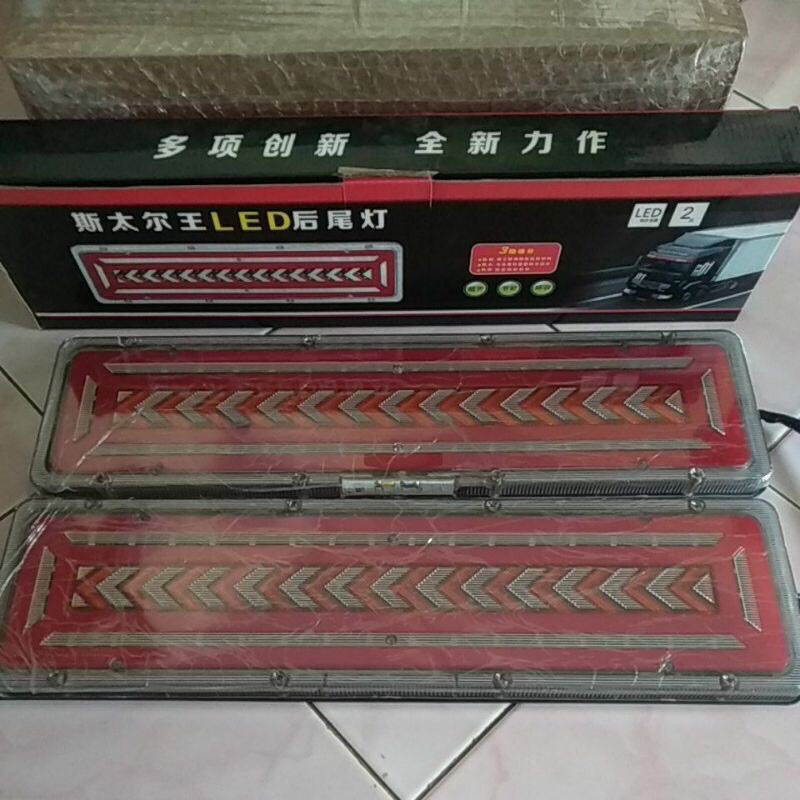 Lampu Belakang Led Truk Canter 24Volt Sepasang