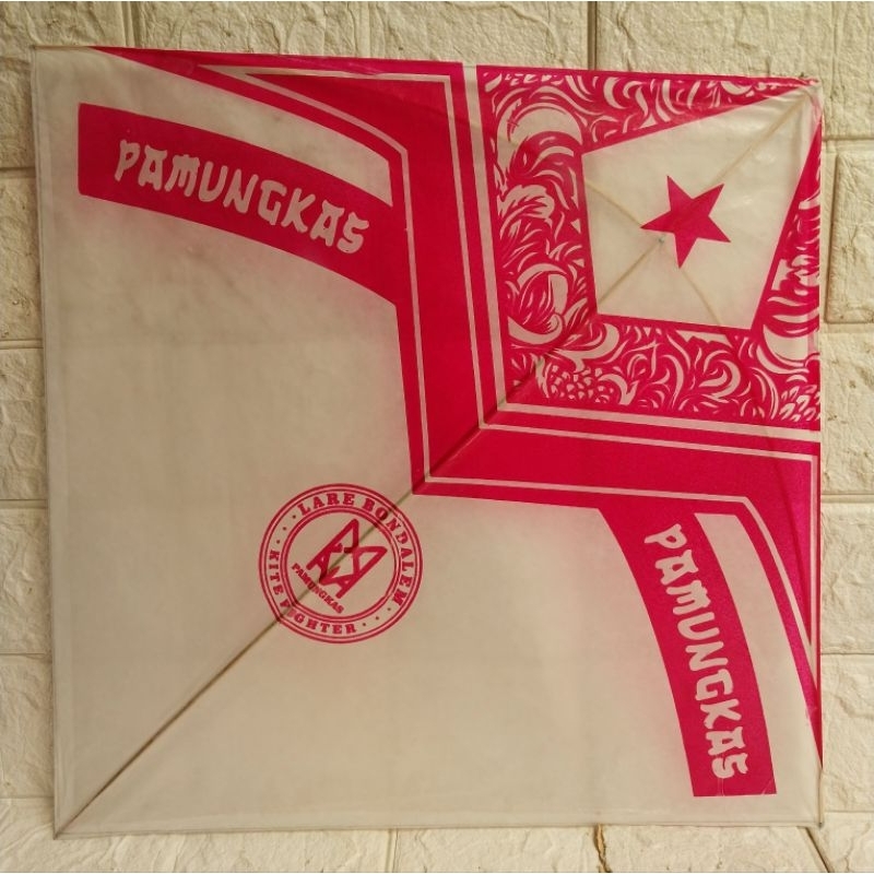 Layangan Sukhoi Standar