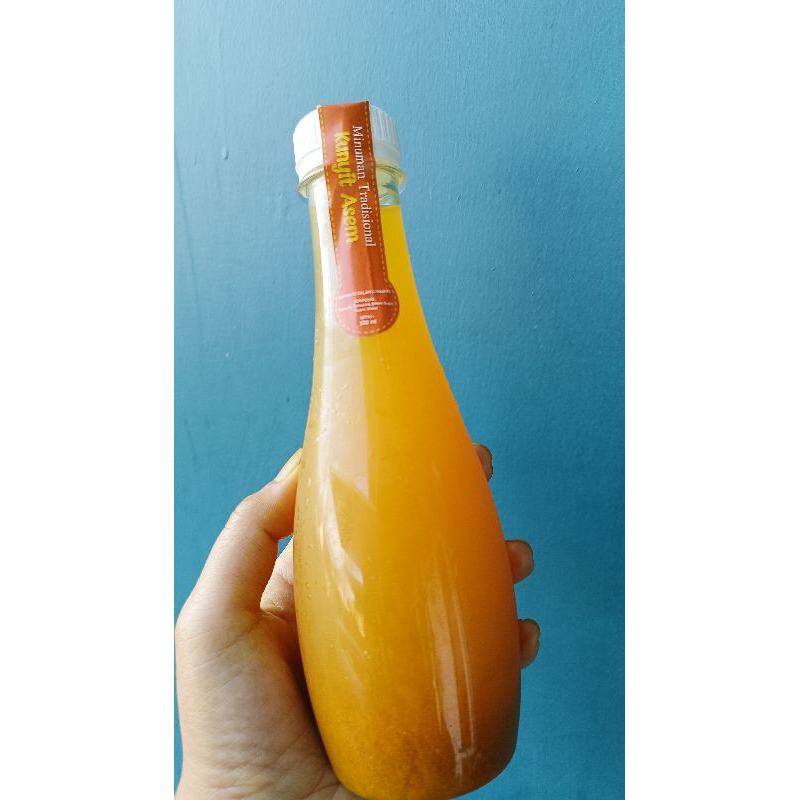 

Minuman tradisional Homemade Beras Kencur dan Kunyit Asam 330ml