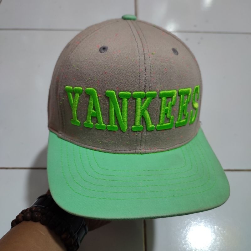 topi yankes second