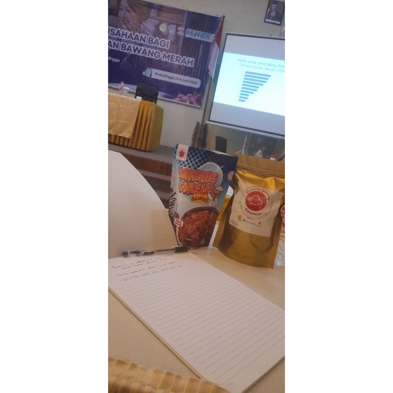 

Bawang goreng original probolinggo Bameku,higienis,super kress,garing