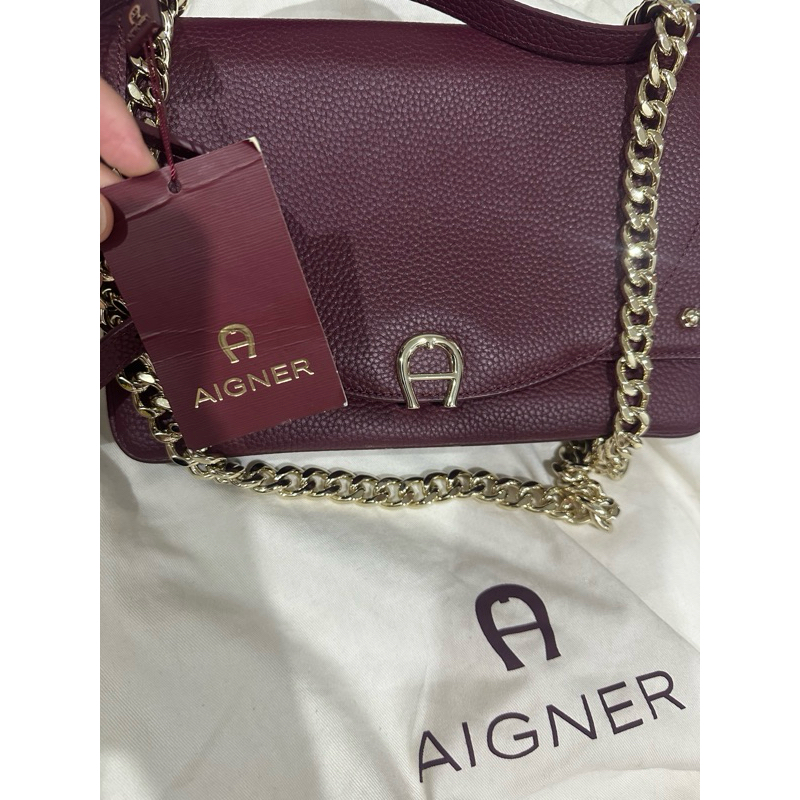 tas aigner Maroon