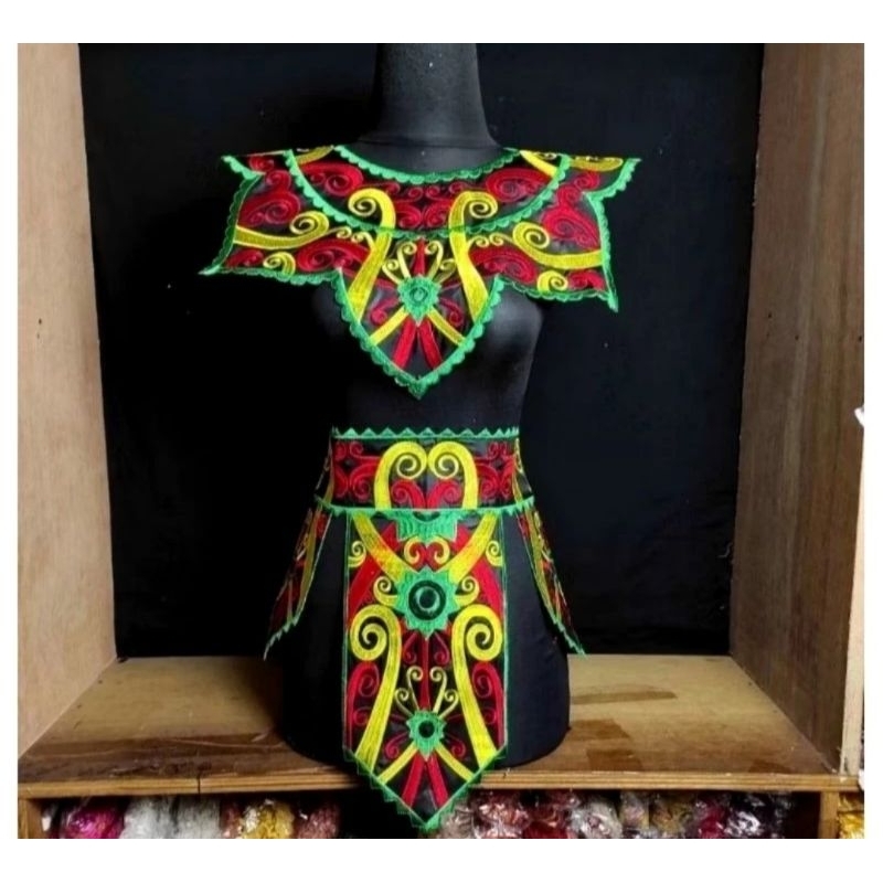 Aksesoris tari dayak dewasa / kostum dayak