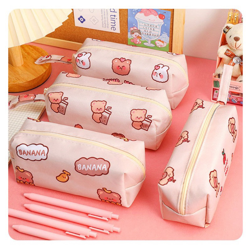 

NANA TEMPAT PENSIL KOTAK PENSIL CANVAS BEAR CREAM / CAPYBARA LUCU VIRAL / TEMPAT PENSIL MAKE UP UNYU RT-71