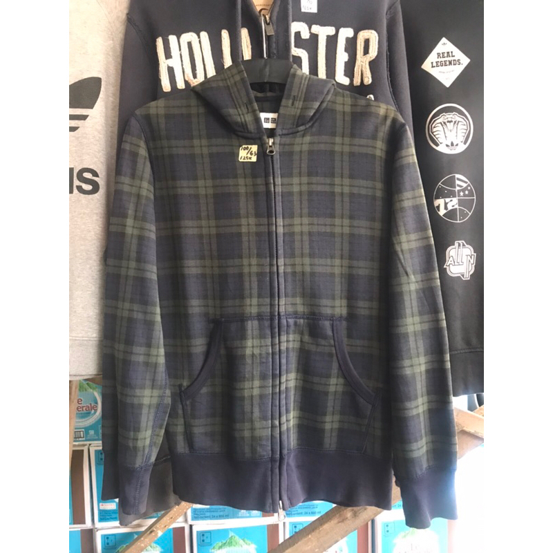 hoodie zipper uniqlo