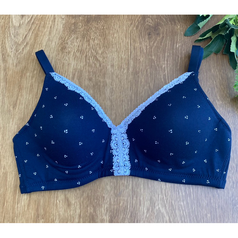 NEVADA BRA TANPA KAWAT BUSA TIPIS SIZE 34B B75