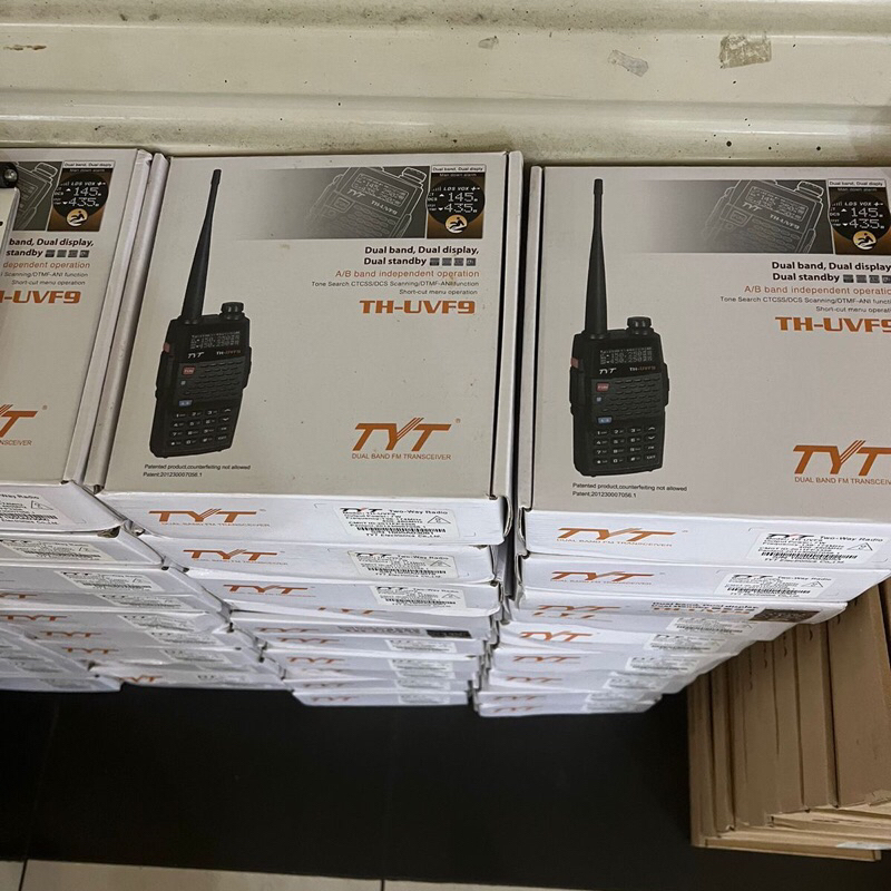 HT TYT dualband UHF VHF