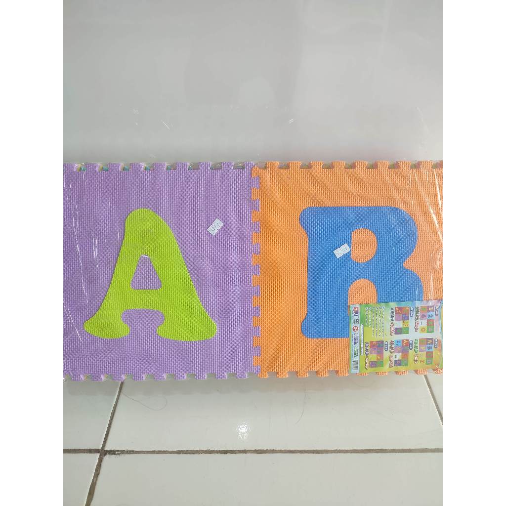 Karpet Edumats Alphabet A-Z