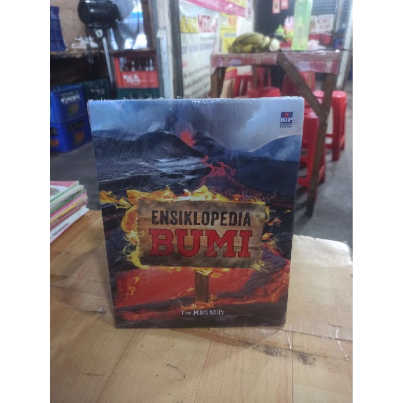 ENSIKLOPEDIA BUMI  - Tim MILES KELLY