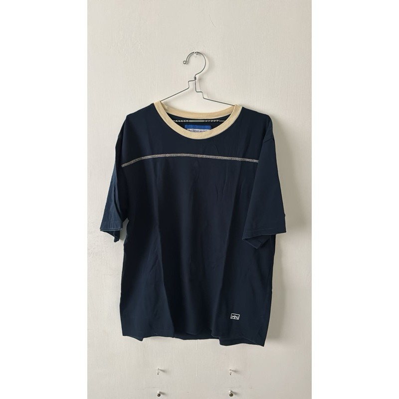 Preloved Tenue de Attire Kaos