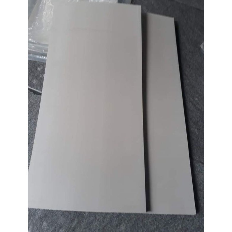 

spon flash 1533 l G8N6