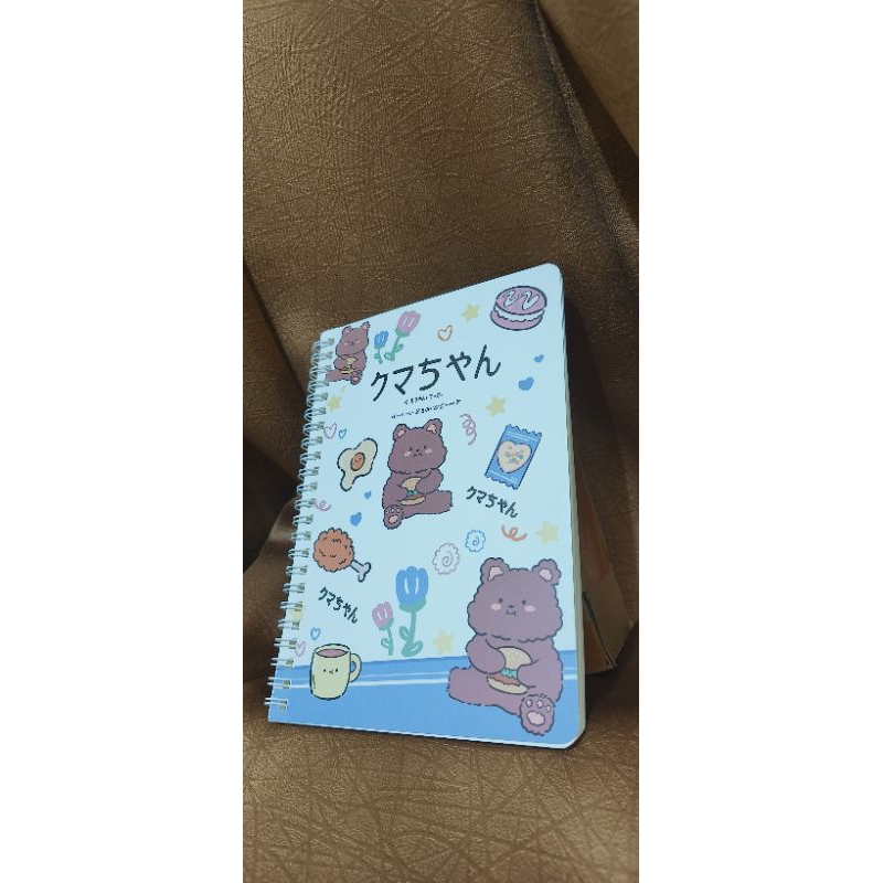 

Notebook diary ukuran A5 motif Random