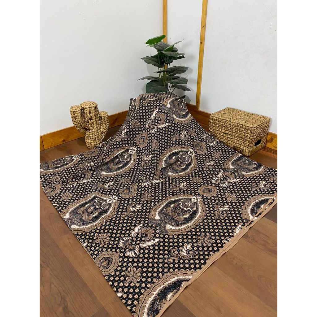 Kain Jarik Batik SOLO (lawasan) motif ratu ratih