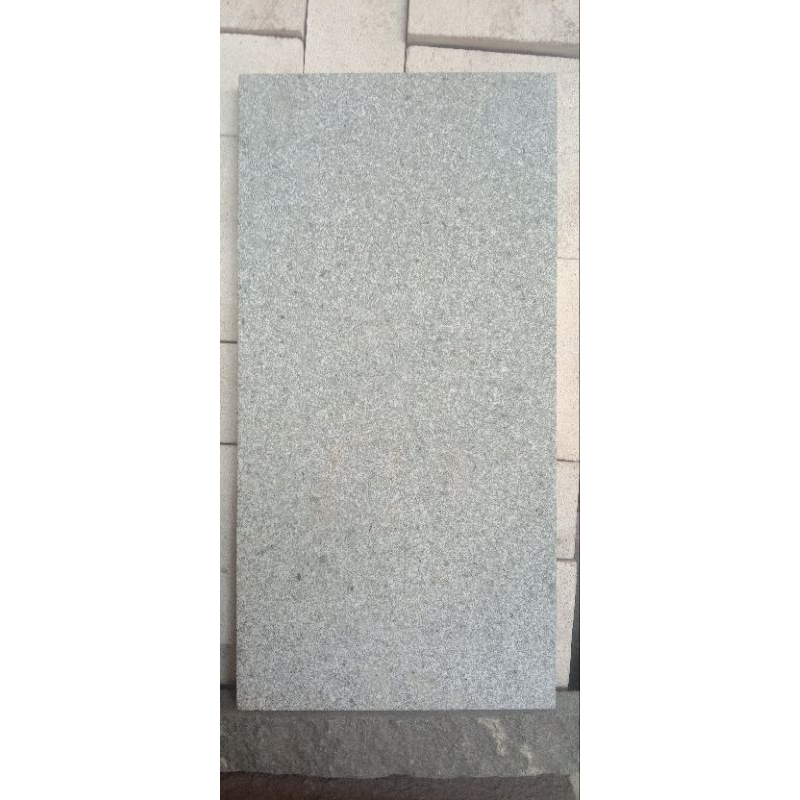 Batu andesit tanpa bakar 30X60