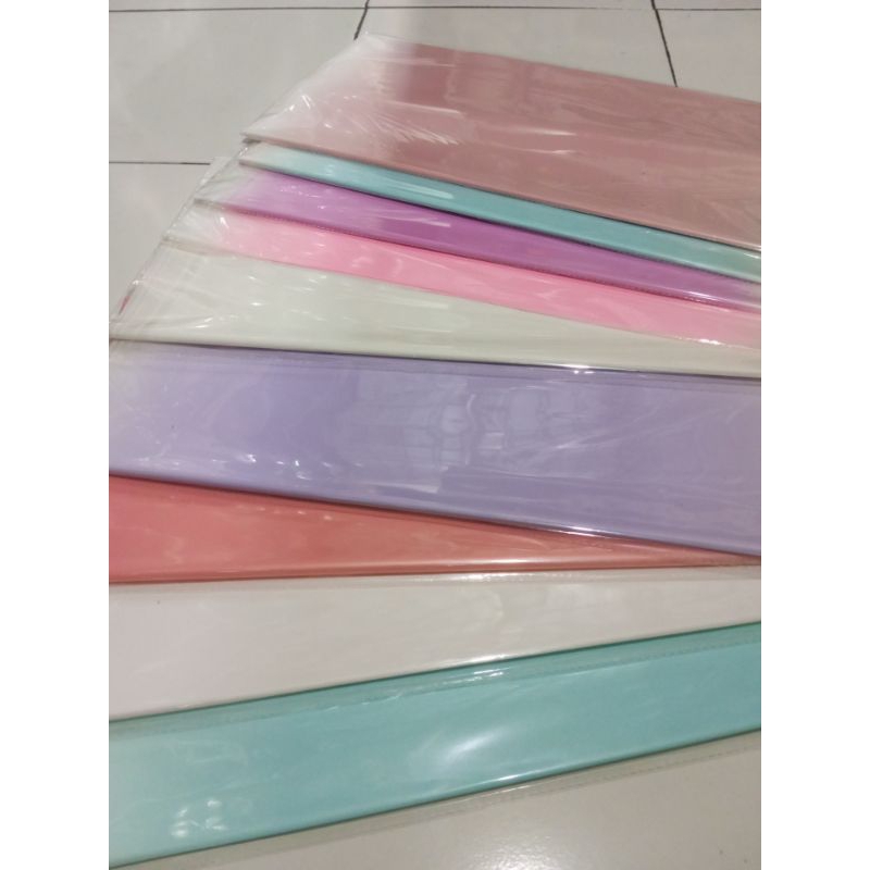 

Kertas Buket Plastik Buket Cellophane List Gradasi Garis