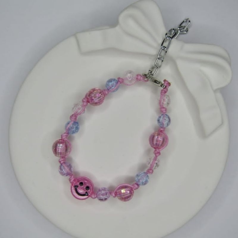 Gelang Manik-manik Smile