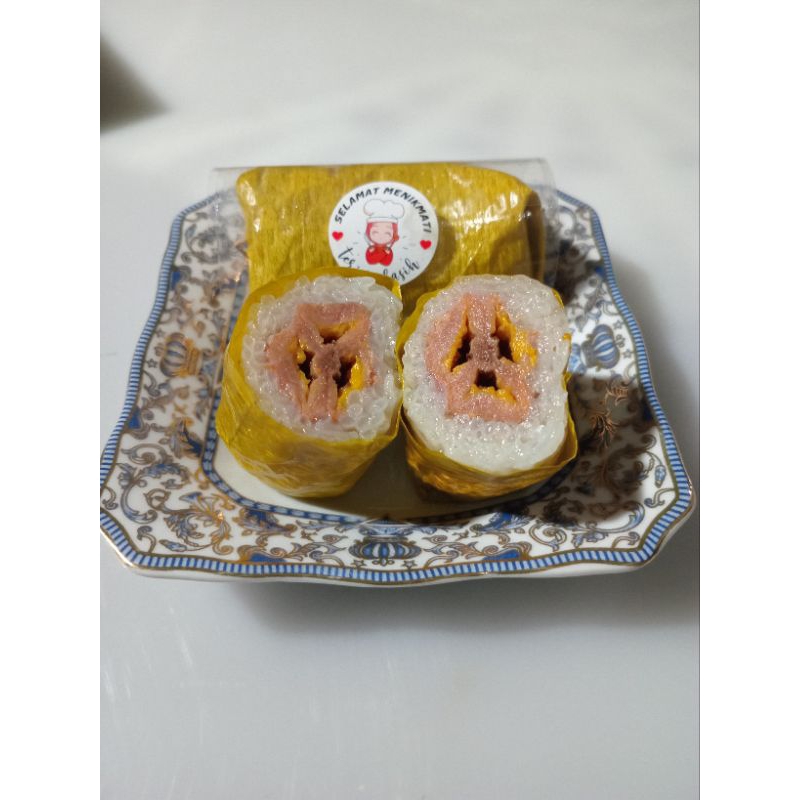 

Jajanan Pasar Lemper Pisang Raja