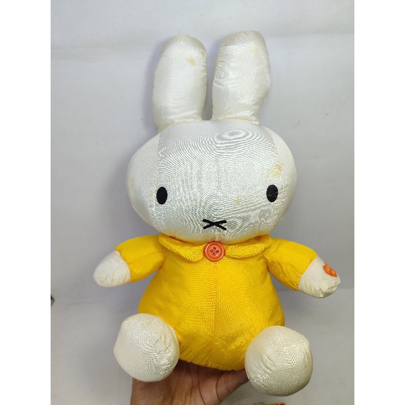 boneka miffy mifi bahan parasut minus noda samar