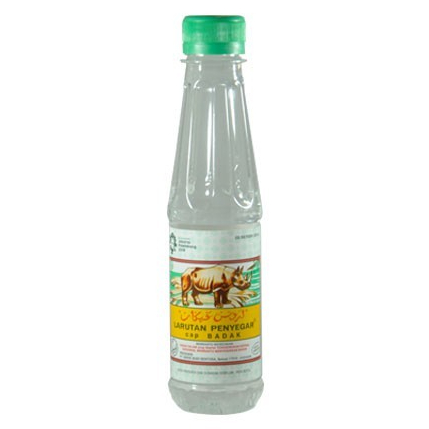 

Larutan Penyegar Cap Badak Botol 200 Ml