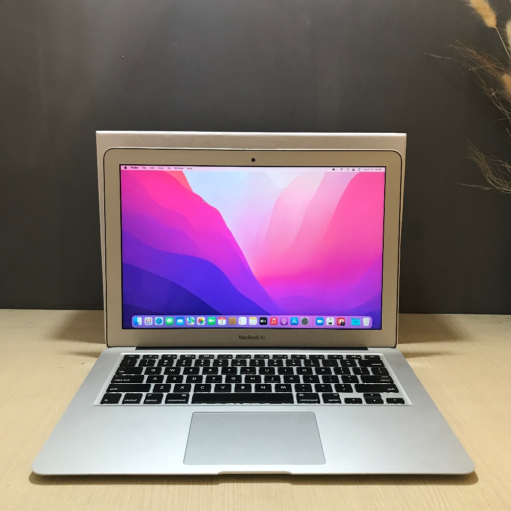 MacBook Air 13" 2015 ram 4 GB Ssd 128 GB Mulus