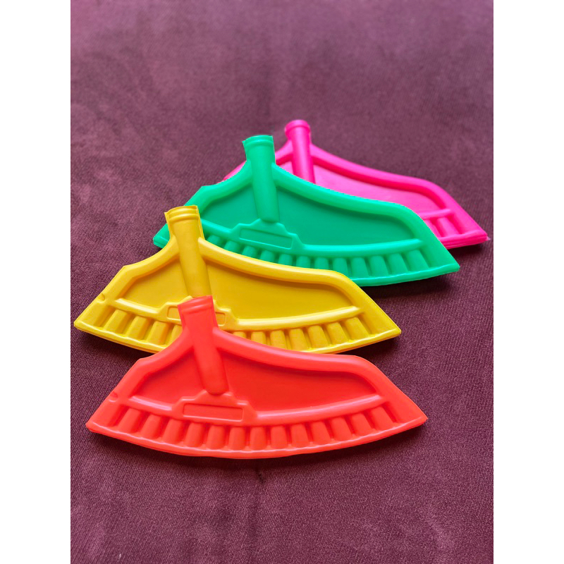 lakop sapu lantai kelelawar