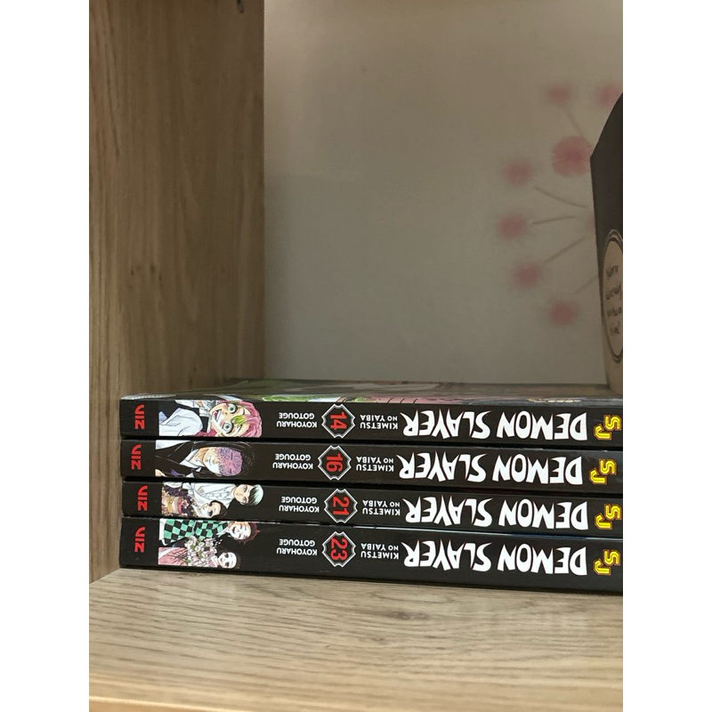 KNY Demon Slayer Manga Original Bahasa Inggris Volume 14,16,21,23