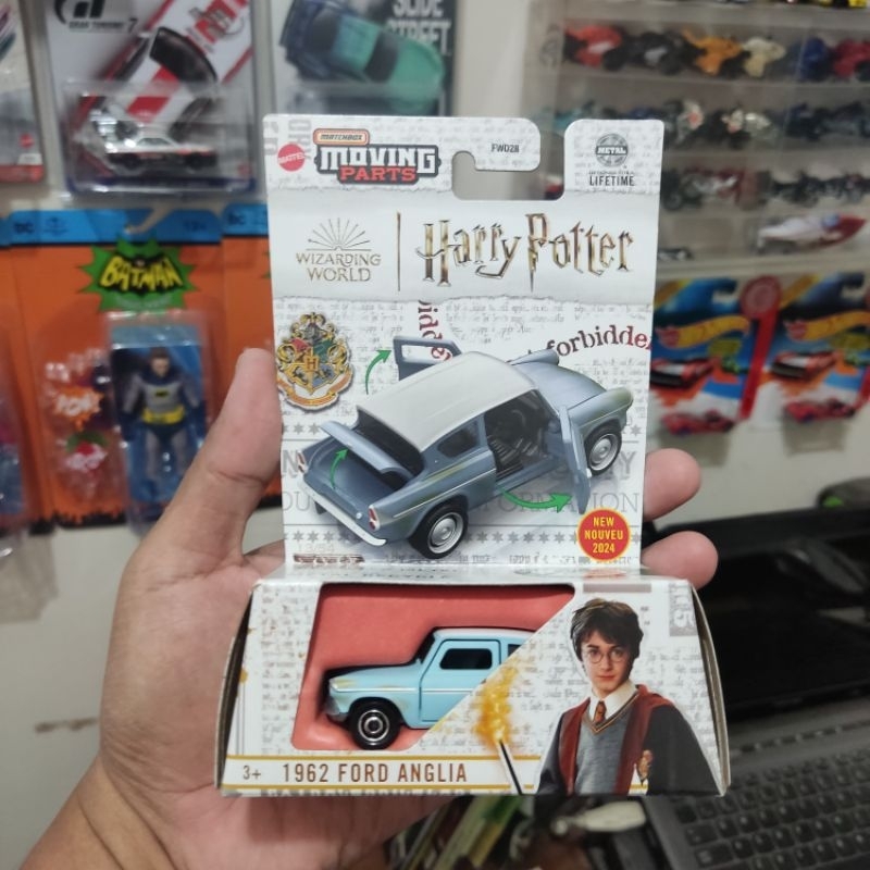 MATCHBOX MOVING PARTS HARRY POTTER 1962 FORD ANGLIA