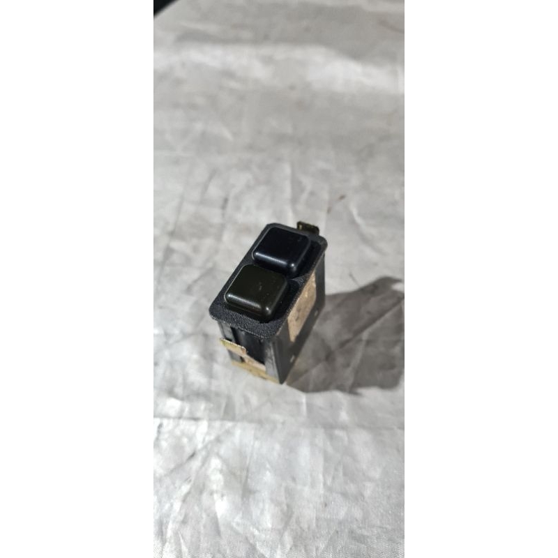 tombol switch ac bmw e30