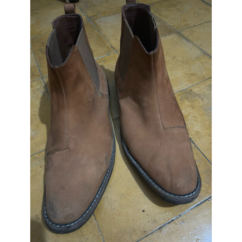 sepatu pria chelsea boots