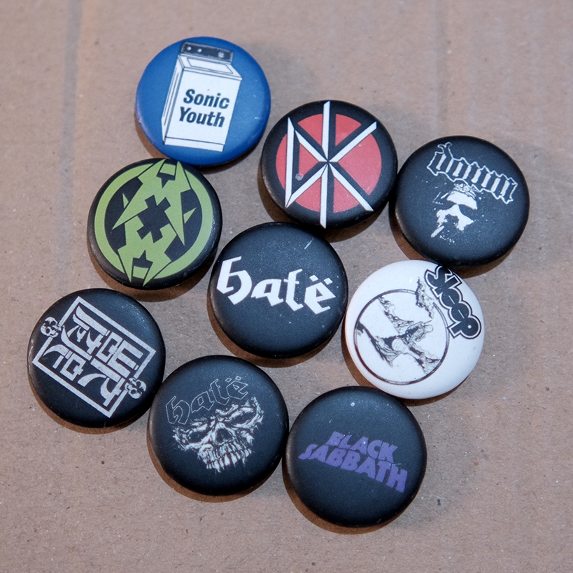 Custom Pin Peniti ukuran 25 mm, bisa custom (gambar bebas)