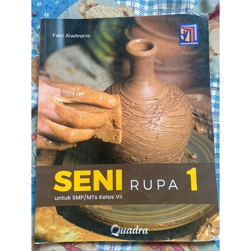 

buku seni rupa kelas7 smp/mts